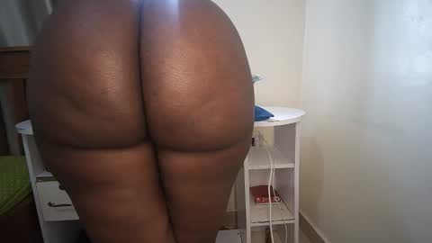 Snapshot of assygally chatting on 03.03.26 shee online show from 03.03.26