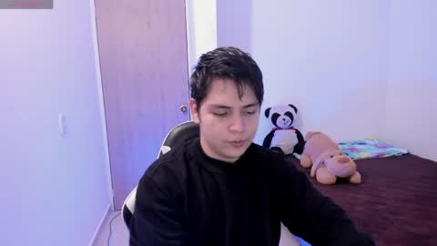 Asta Kuno online show from 04.15.26