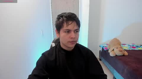 Snapshot of asta_kuro chatting on 04.19.26 Asta Kuno online show from 04.19.26