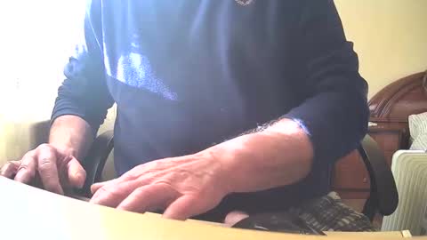 Snapshot of astelover chatting on 12.31.24 astelover online show from 12.31.24