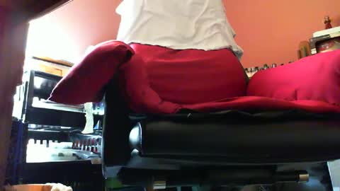 Snapshot of astiff1foru chatting on 02.16.25 astiff1foru online show from 02.16.25