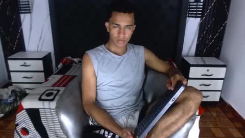 Snapshot of aston_vera chatting on 09.13.25 Aston online show from 09.13.25