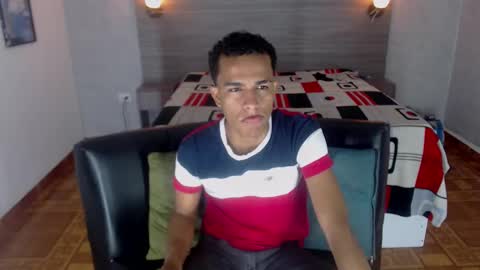 Snapshot of aston_vera chatting on 09.15.25 Aston online show from 09.15.25