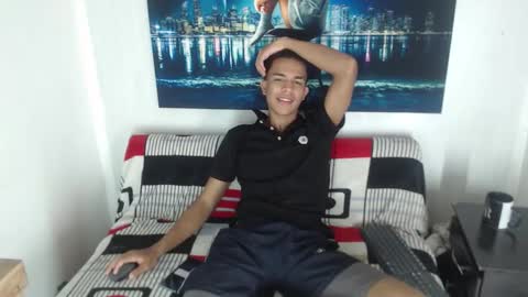 Snapshot of aston_vera chatting on 09.16.25 Aston online show from 09.16.25