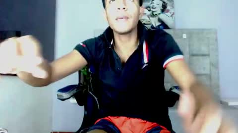 Snapshot of aston_vera chatting on 09.20.25 Aston online show from 09.20.25