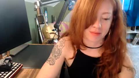 Snapshot of astraeasiren chatting on 07.08.26 AstraeaSiren online show from 07.08.26