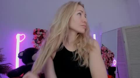 astramonroe online show from 06.04.26