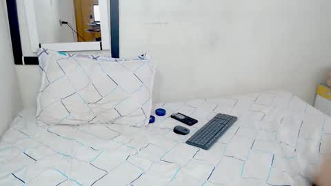 Snapshot of astrid__v chatting on 01.24.25 Astrid online show from 01.24.25