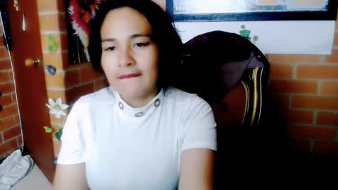 Snapshot of astrid_hauser66 chatting on 09.27.25 astrid_hauser66 online show from 09.27.25