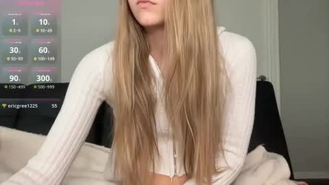Astrid Sky online show from 05.23.26