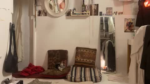 Astro Doll online show from 01.31.25