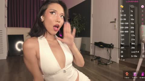 Snapshot of asuno_ chatting on 09.23.25 Follow my TG Channel for 3 tokens only online show from 09.23.25