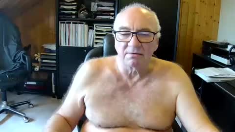 asusandy online show from 01.04.25