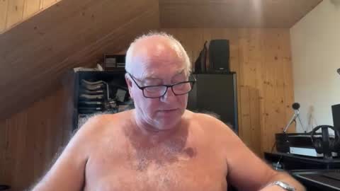 asusandy online show from 09.25.25