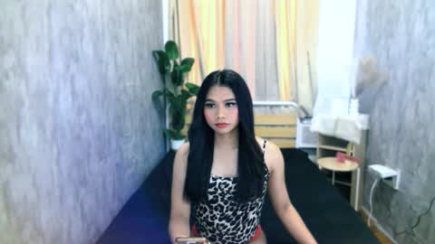 atashakendall online show from 02.06.26