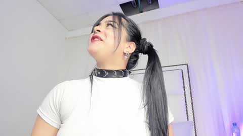 Snapshot of atena_hill chatting on 01.11.25 Athena online show from 01.11.25