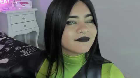 Snapshot of atena_hill chatting on 12.04.25 Athena online show from 12.04.25