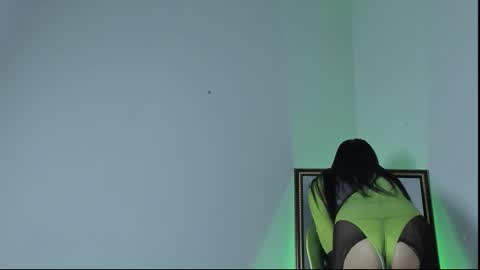 Snapshot of atena_hill chatting on 01.10.26 Athena online show from 01.10.26