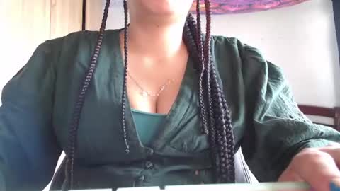 Snapshot of atena_messy chatting on 06.30.26 atena messy online show from 06.30.26