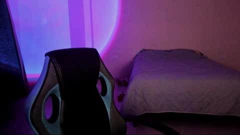 atenas online show from 12.02.25