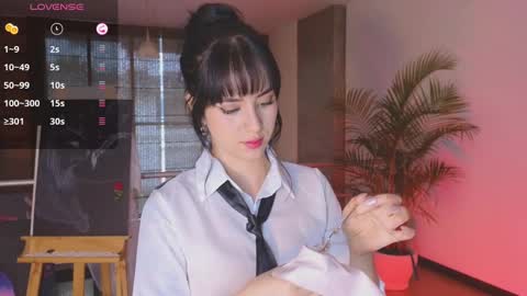 Atenea  online show from 01.02.25