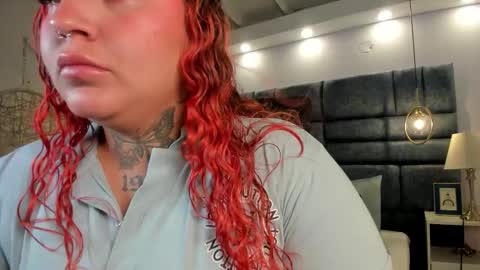 Atennea Diiossa online show from 10.21.25