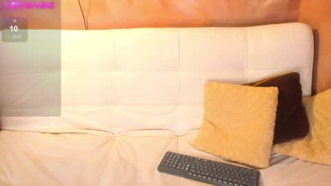 ATENEA MAKRI online show from 12.11.24