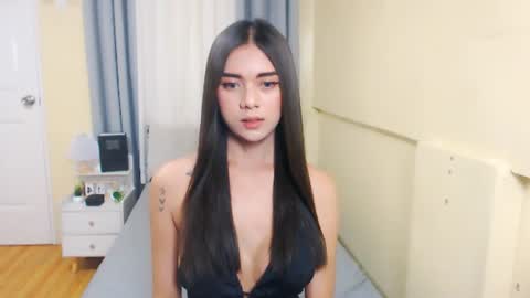 Snapshot of athenaheart chatting on 06.30.26 Ady online show from 06.30.26