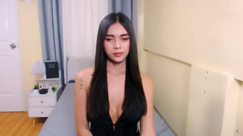Snapshot of athenaheart chatting on 07.05.26 Ady online show from 07.05.26