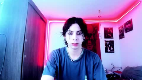 Snapshot of atheneoo_ chatting on 12.29.24 athenauwu online show from 12.29.24