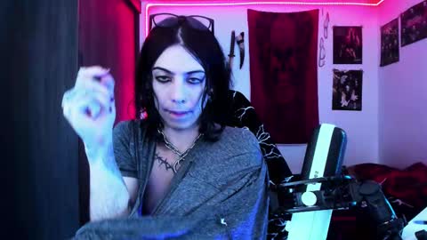 Snapshot of atheneoo_ chatting on 10.26.25 athenauwu online show from 10.26.25