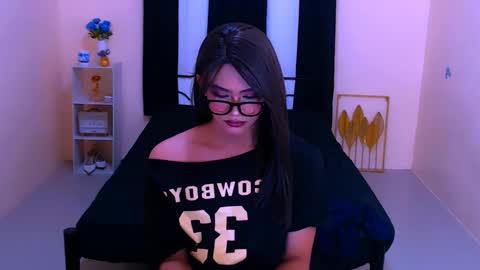 athisamoore online show from 10.26.25