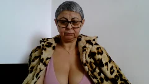 atikaarea online show from 02.21.25