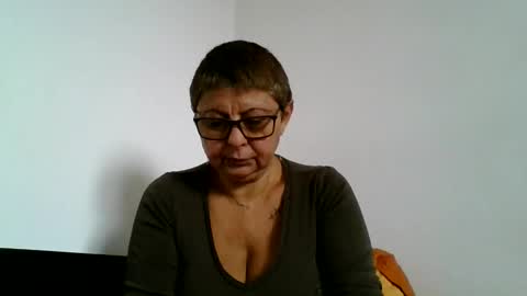 atikaarea online show from 10.06.25