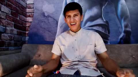 Snapshot of atlas_desire chatting on 12.16.25 Atlas Desire online show from 12.16.25