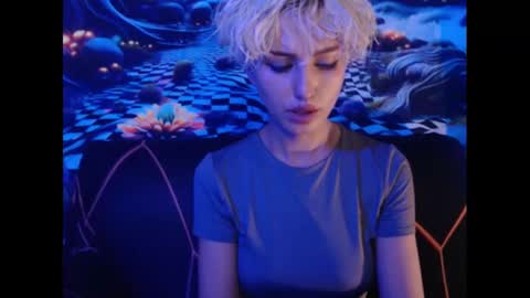 Snapshot of aubrey_rock chatting on 12.11.24 Aubrey online show from 12.11.24