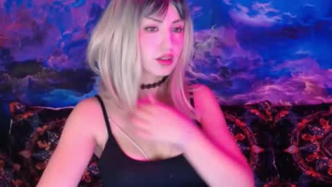 Snapshot of aubrey_rock chatting on 12.16.25 Aubrey online show from 12.16.25