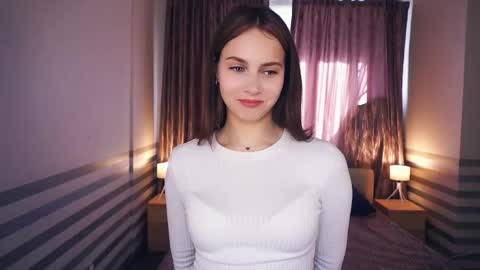 Snapshot of audiedelorbe chatting on 09.30.25 Jolyn online show from 09.30.25