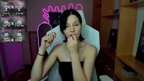 Audrey online show from 10.27.25