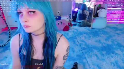 Snapshot of auragotchi chatting on 09.14.25 Aurora  Aura online show from 09.14.25