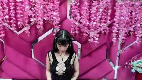 Snapshot of aurora18palmer chatting on 02.10.25 aurora online show from 02.10.25