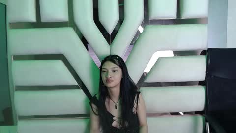 Snapshot of aurora18palmer chatting on 09.09.25 aurora online show from 09.09.25