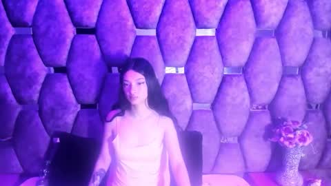 Snapshot of aurora18palmer chatting on 10.22.25 aurora online show from 10.22.25