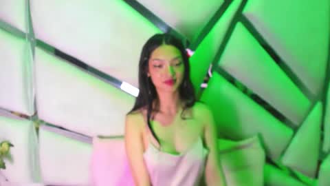 Snapshot of aurora18palmer chatting on 02.05.26 aurora online show from 02.05.26