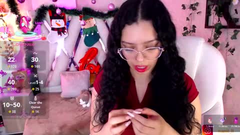 Aurora online show from 12.22.25