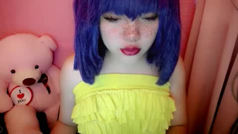 cute online show from 05.26.26