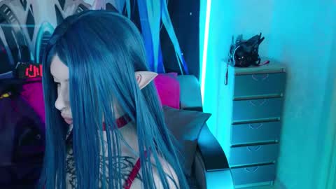 Snapshot of aurora_natsuki chatting on 11.11.25 AURORA NATSUKI online show from 11.11.25