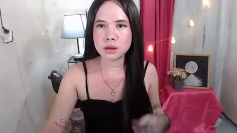 Snapshot of aurora_rosx chatting on 04.14.26 aurora xoxo online show from 04.14.26