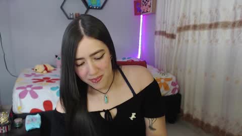 Snapshot of aurora_shy_ chatting on 01.16.25 Aurora online show from 01.16.25