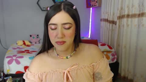 Snapshot of aurora_shy_ chatting on 01.18.25 Aurora online show from 01.18.25